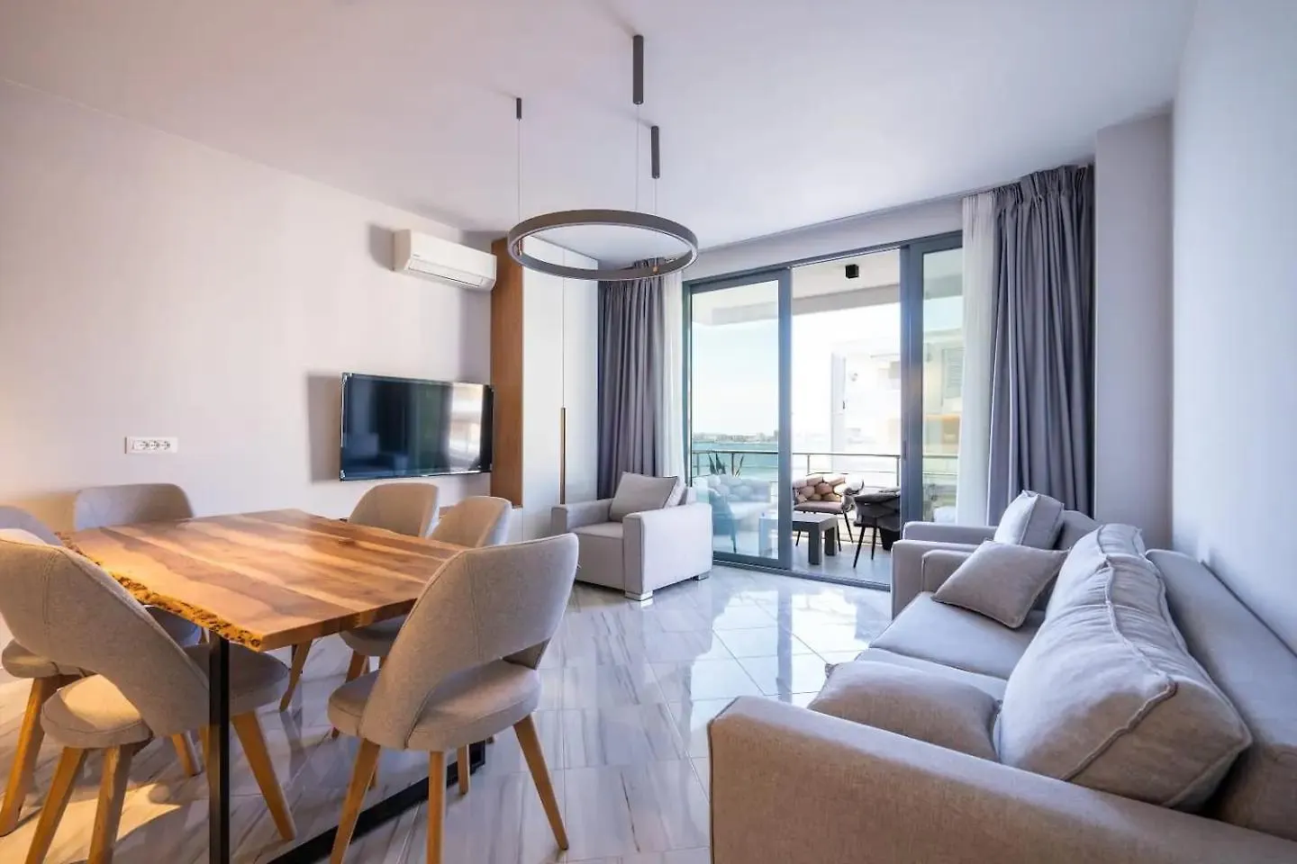 Regina Motta Mare Apartment Vlore